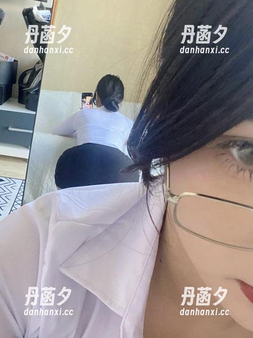 微密圈 - 120斤的小王同学最新原创——女王恶魔，画风突变，不看后悔！