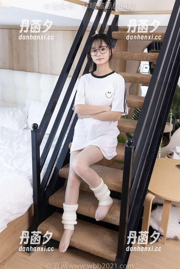 BoBoSocks袜啵啵 - 小沫的三双高跟鞋，高清图包，完全可以用来给你的鞋柜增信心，虽然可能比较多余。