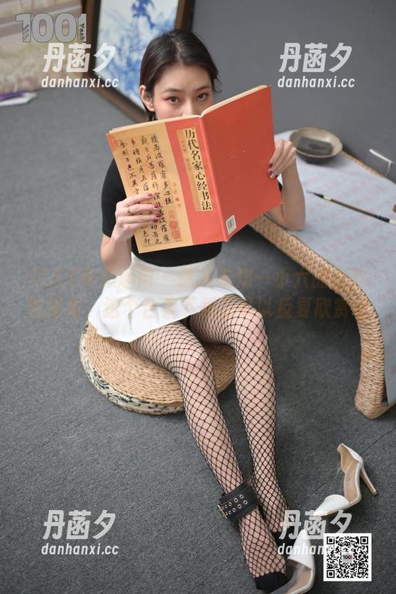 IESS异思趣向 - 迷人未知—小六的灰丝包臀裙，这个合集下载后可以反复欣赏哦
