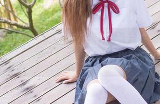 IMiss爱蜜社 – 当酥小白遇上妹妹——下载这组写真，给你带来不一样的欢乐！