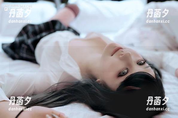 花嫁？来看Machi马吉的最新原图，把你的一切毫无保留地展现出来。