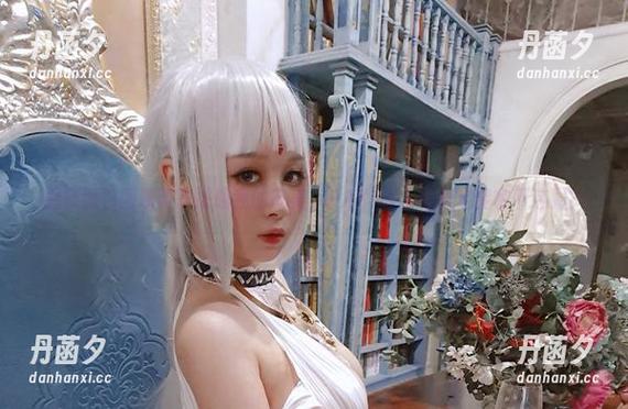 最新黑色图册再次挑战我的审美，PAKI酱，你确定能拿下这局？