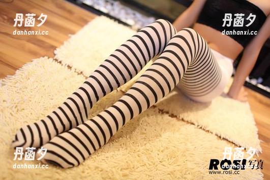 ROSI写真 - 小莉职业装合集：为了美图我愿意在套图里迷失自己的灵魂。