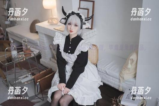 别犹豫了！Rioko凉凉子的女上司-双人版，毕竟是免费作品，来试试吧！