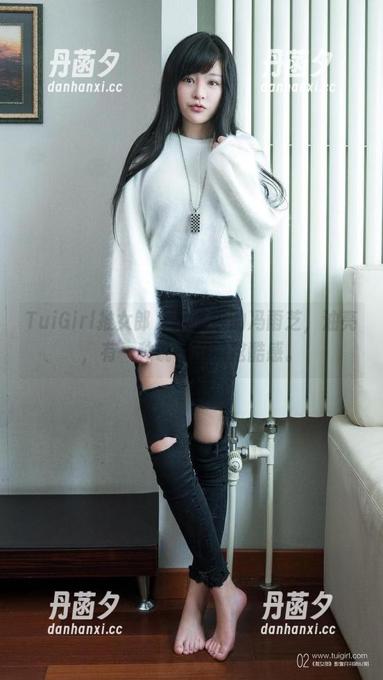 TuiGirl推女郎 - 原图中的冯雨芝，油亮，有一种说不出的炫酷感。