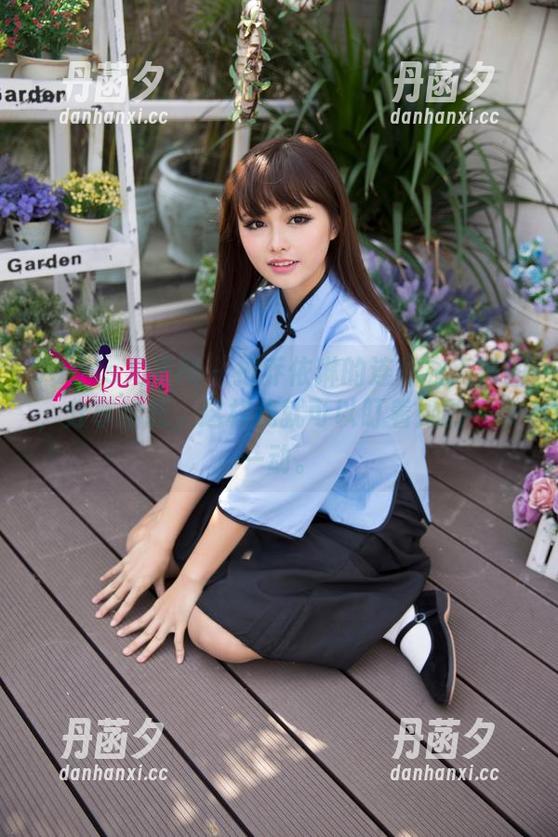 UGirls尤果网 - 把乔依琳的连体衣高清图，分享给我，这样我就可以盯着她的一举一动。