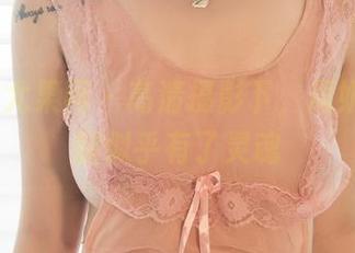 UGirls尤果网 – 高清摄影下，周妍希的长腿似乎有了灵魂
