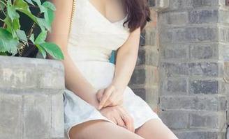UGirls尤果网 – 别说了，李易童的私拍就是那么清纯，真下得去嘴…