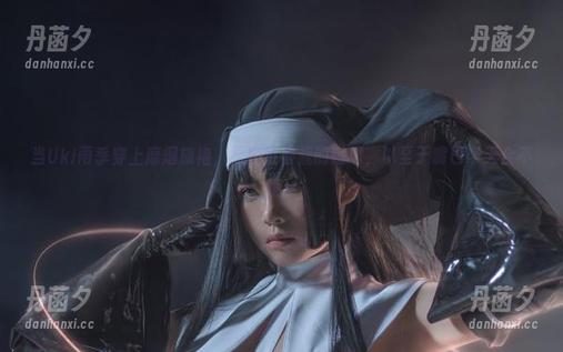 当Uki雨季穿上靡烟旗袍，原图直击我的眼球，以至于嘴巴半天合不拢！