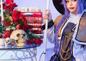 Umeko J的“MagiaBaiser”写真套图，引领我们进入一种微妙的沉醉。