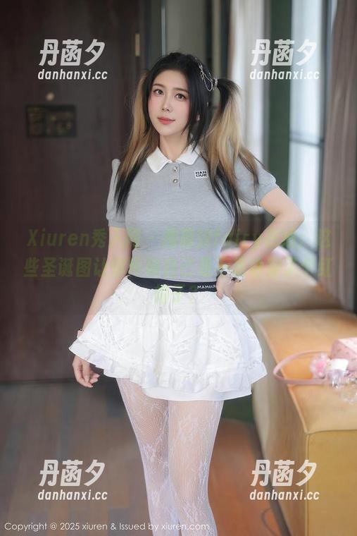 Xiuren秀人网 - 周慕汐fairy在线：这些圣诞图让你怀疑自己是不是也穿了个红帽子？