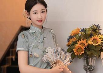 Xiuren秀人网 – 全套女仆图集！盼盼龙女sunny的清新和调皮完美融合