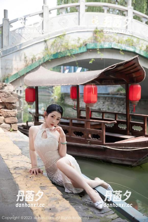 Xiuren秀人网 - 颖仪baby在浴缸里的福利时刻，拍得真让人心痒痒