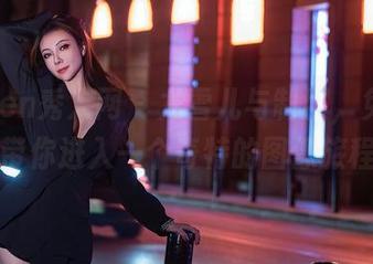 Xiuren秀人网 – 龙雪儿与制服，免费图片带你进入一个奇特的图像旅程。