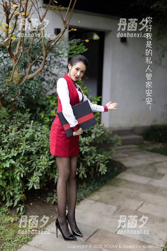 YouMi尤蜜荟 - Mila豆嘟嘟的长腿图片资源，不忍直视，却又让人想琢磨。
