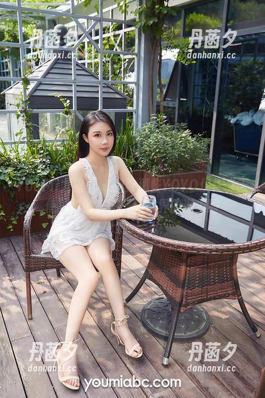 YouMi尤蜜荟 - 细数那些YOYO优优“天使”般的美图，壁纸界的潜力股