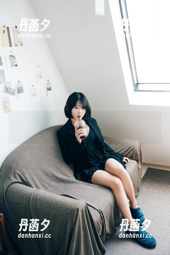 Zia(지아)的泳池时间：在线合集，没想到会是这种风味