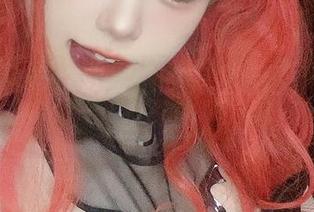 倦倦喵，带你欣赏她的美腿精选，腿长就能任性？
