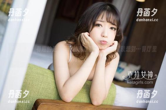 克拉女神 - 有趣的是，菲菲的豹纹图包总能让我联想到…餐厅里的高调沙拉。