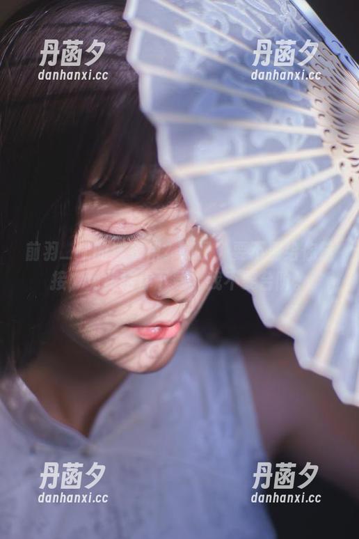 前羽_rr的连衣裙？算了，要不要给你链接，免费给你下载，我不要台阶。