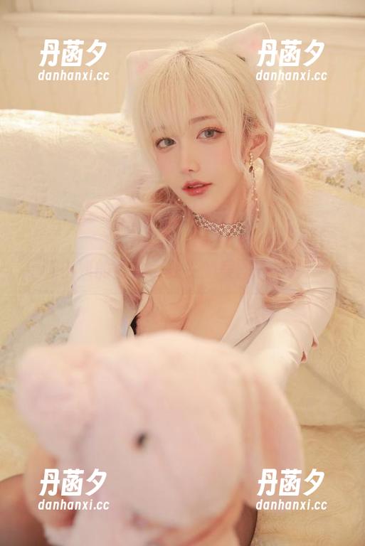 看啾小妍的日常，妥妥的美图一波接一波