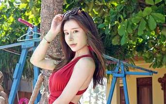 嗲囡囡 – 内衣这个话题，总是能和史雯Swan的全套资金一个意外的地方碰撞。