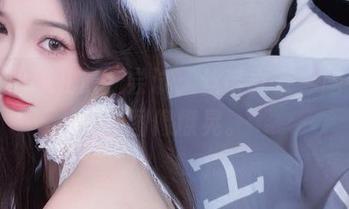 小小奶瓶儿最新尝试：丝带女友，脑中已被图像撩晃。