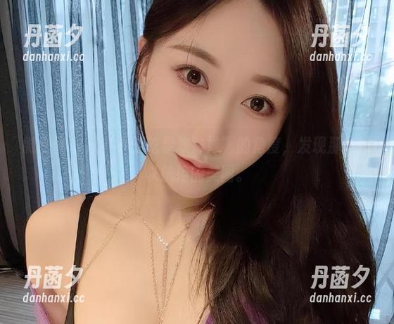 微密圈 - 从“小玉吃果冻妹妹”的角度，发现那些难以抗拒的美图。