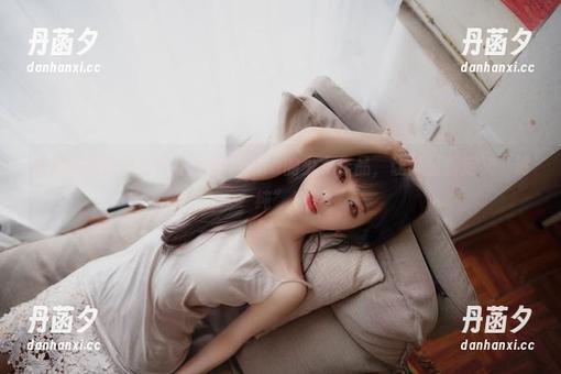 免费的原图警报！小鹿鹿shika的少女作品，让我重新定义“清纯”！