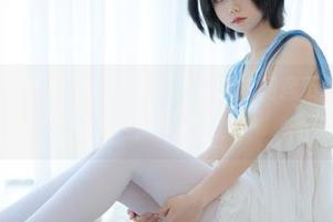 天台的风吹起了JK裙摆，少女秩序的网盘下载，让你也想去那儿瞧瞧啊！