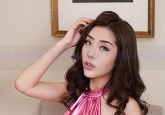 尤物馆 – 总是免费的图册，你们猜Luffy菲菲的黑丝美腿会不会羡煞旁人？