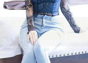 尤蜜荟 – 允尔的比基尼，不需要无圣光来修饰，这才是美图的真实一面。