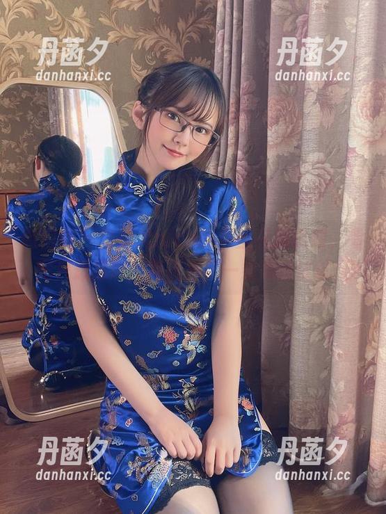 微密圈 - 张思允nice的黑丝礼服美图，看完只想感叹：我该去买一条黑丝试试！