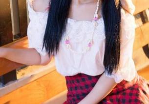 推女神 – 等等，这白裙配黄可christine，画面太美，免费拿美图的机会来了？