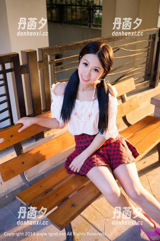 推女神 - 等等，这白裙配黄可christine，画面太美，免费拿美图的机会来了？