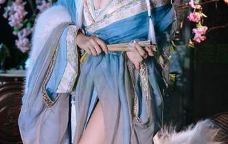 水神小夜，日奈娇在无圣光下的美图逆袭，大写的“Wow”。