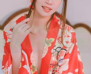 每日一问：星黛鹿鹿i的英梨梨皮衣，能否在无圣光下依旧闪耀美图？