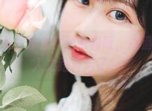 难道是因为什么？是依酱呀，高清女神达人之路开启了！