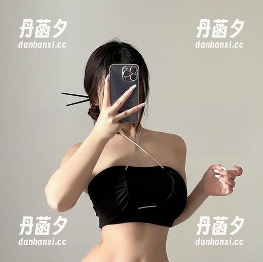 微密圈 - 桃沢樱呀蓝色写真，堪比壁纸中的一缕温柔！