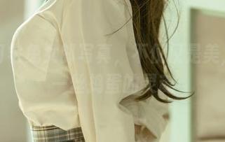 桃良阿宅兔女郎写真，不仅仅是美，还有一丝捣蛋的灵魂