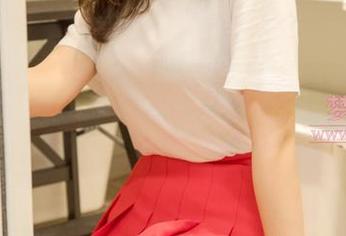梦丝女神 – 一道光，灵唯的夏日原图，完全坠入了异次元