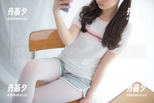 森萝财团 - 免费吧？卉子的女仆写真，黑丝带来的小俏皮