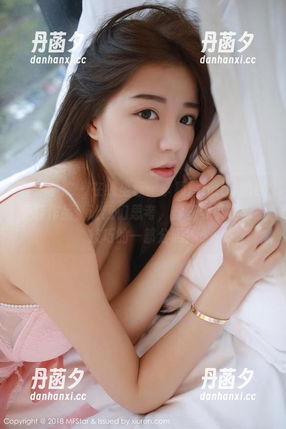 模范学院 - 在线坐标：李颖煊baby的职业装作品，让我们思考，穿着可以是求职技巧的一部分吗？