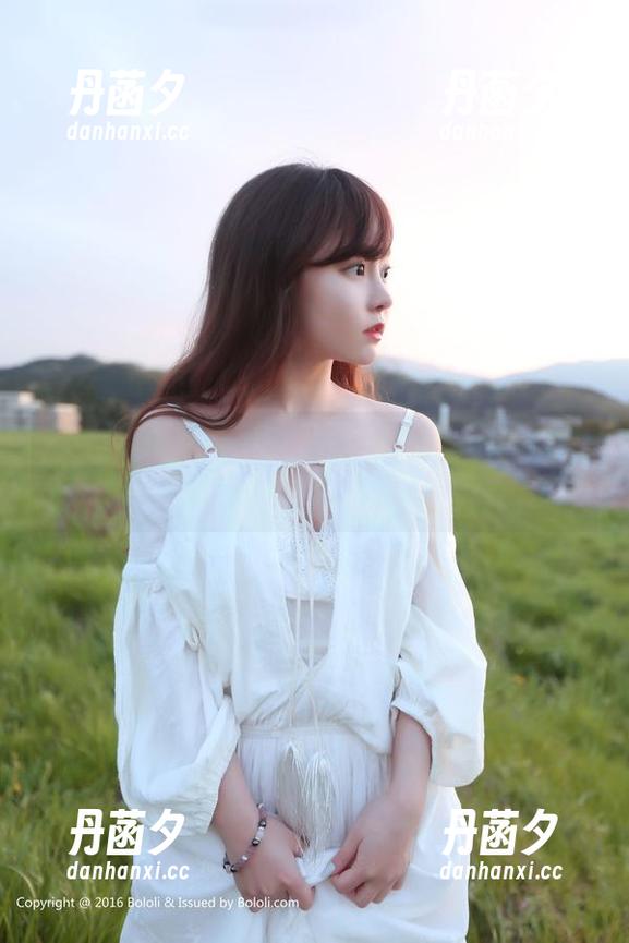 波萝社 - 微微一扬剑尖，柳侑绮的剑道女写真打破了我对武侠的所有想象。