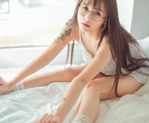 波萝社 – 王语纯的黑色高清图集，阴郁得刚刚好