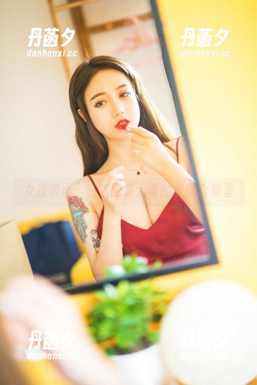 女孩谈心：在洛丽塔大哥的美图合集里