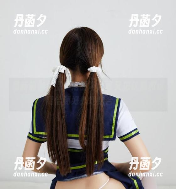 最新瑜伽作品，洛丽塔大哥又把优雅和迷离恰到好处地结合了。