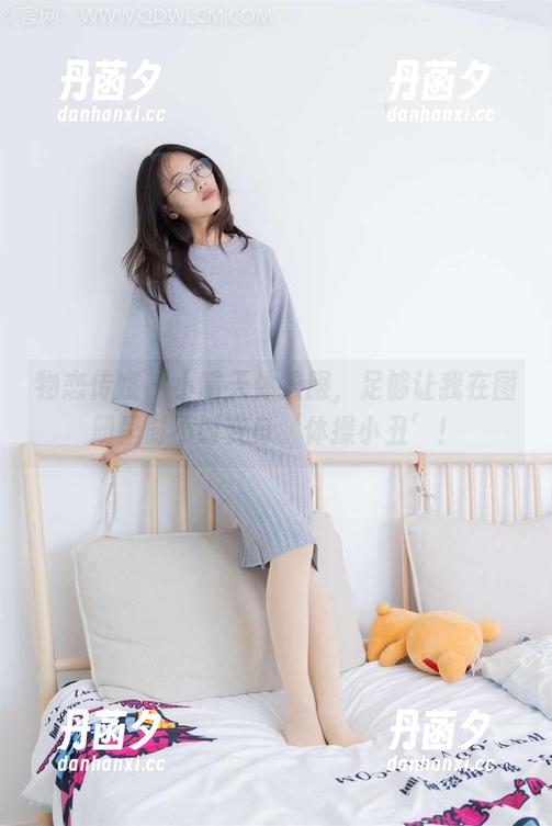 物恋传媒 - 小晴天体操服，足够让我在图册里时不时变身‘体操小丑’！