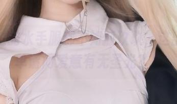 你见过的水手服都不如狐玖玖，这出门拼单请问爱意有无圣光？！