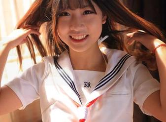 猫九酱的JK水手服原图：好吧，我服了，这脑洞大得过分。